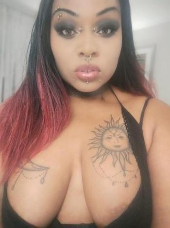 Amara, 26  female escort, Duluth